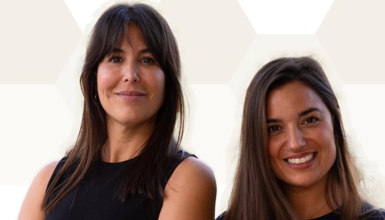 Dra. Rocío Pérez Quintero y Dra. Rocío Martínez Mojarro, cirujanas de Tricap en Huelva